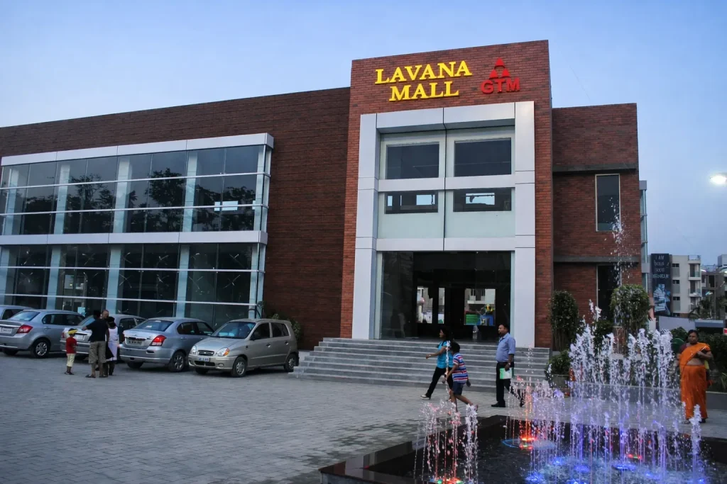 Lavana Mall completed commercial complex with fountain entrance on Haridwar Road Dehradun ( Commercial Property )
